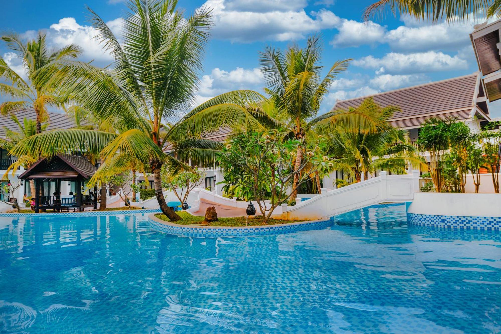 Manyo Hotel And Resort Luang Prabang Bagian luar foto