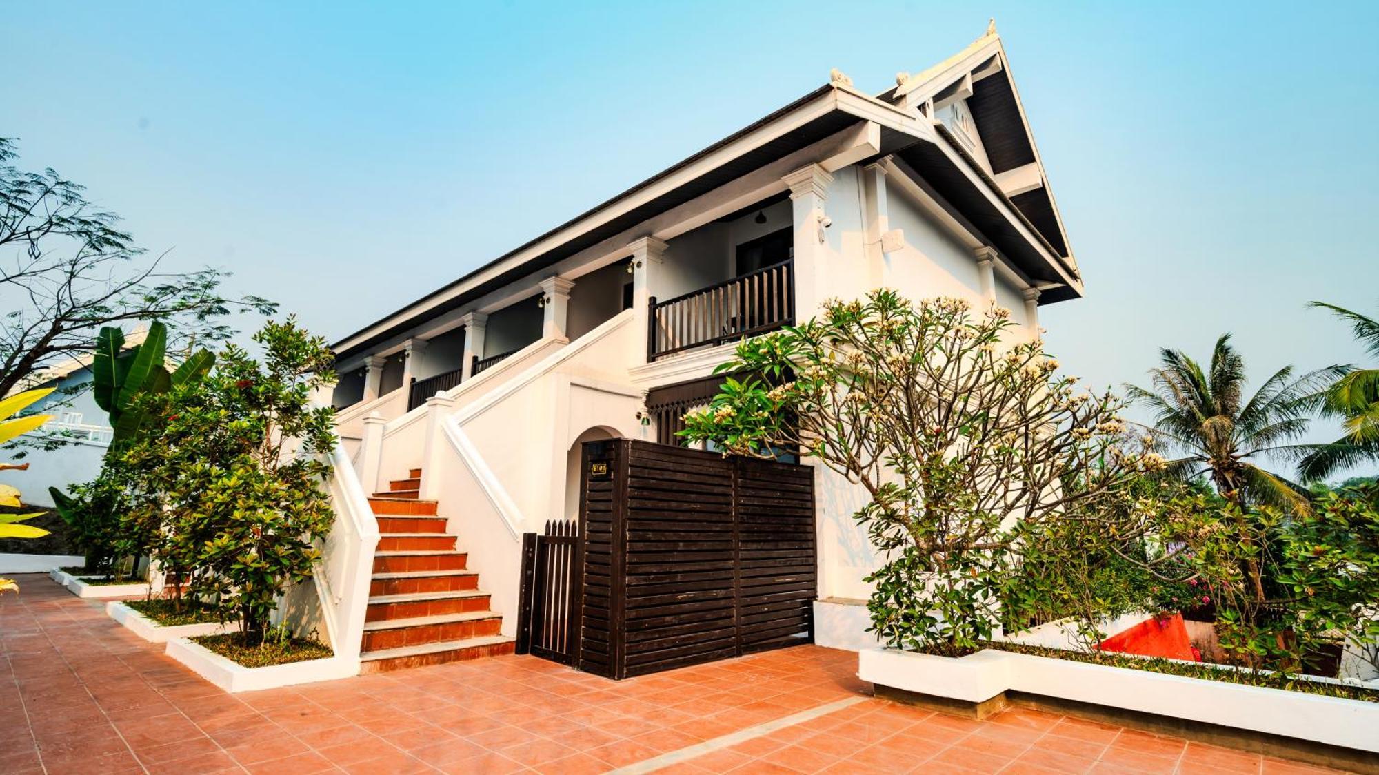 Manyo Hotel And Resort Luang Prabang Bagian luar foto
