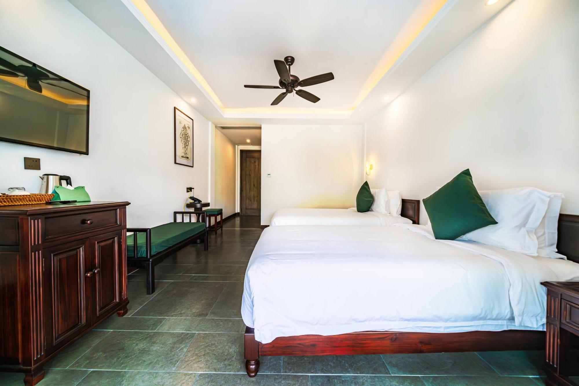 Manyo Hotel And Resort Luang Prabang Bagian luar foto