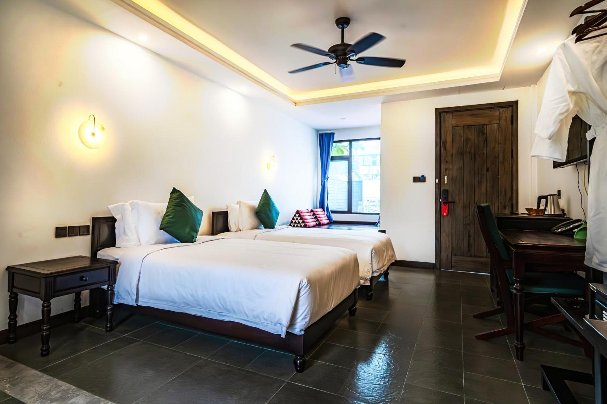 Manyo Hotel And Resort Luang Prabang Bagian luar foto